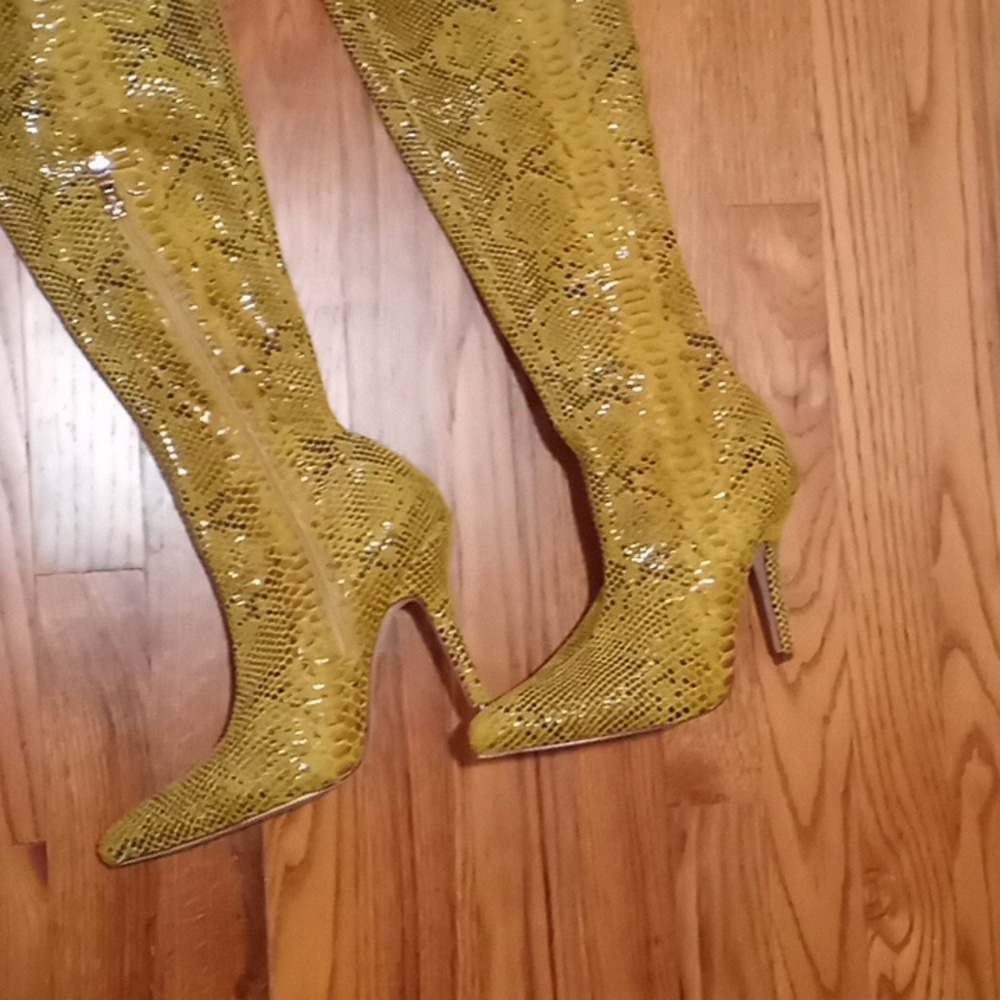 Thigh high beautiful sexy boots - Picture 2 of 10